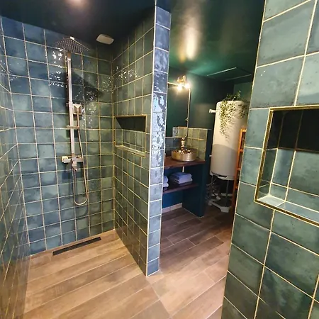 Villa Surf & Sauna House