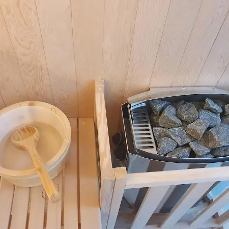 Surf & Sauna House Villa